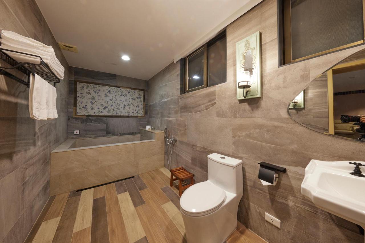 Kyokusui Hotspring Hotel Taipei Bagian luar foto