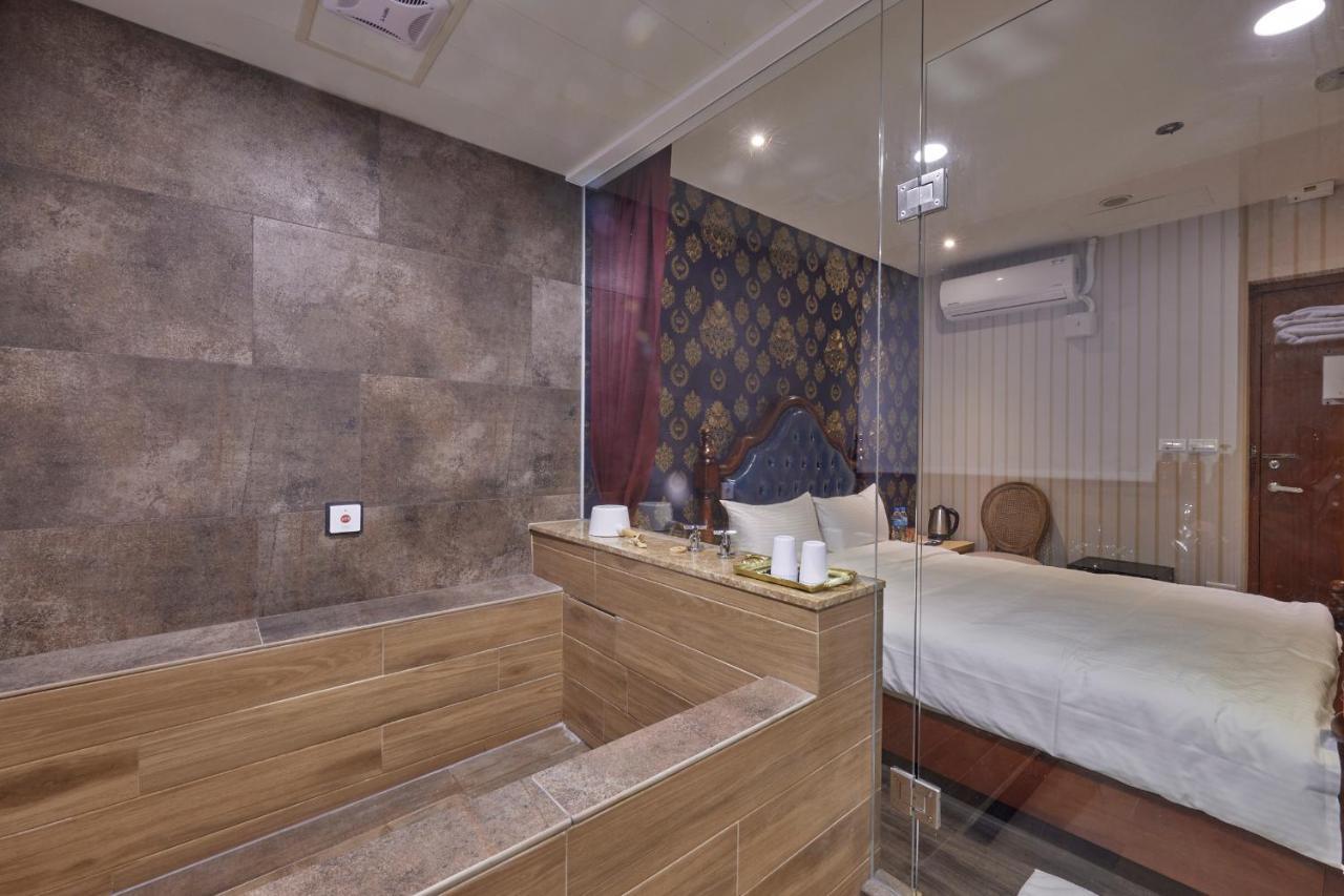 Kyokusui Hotspring Hotel Taipei Bagian luar foto