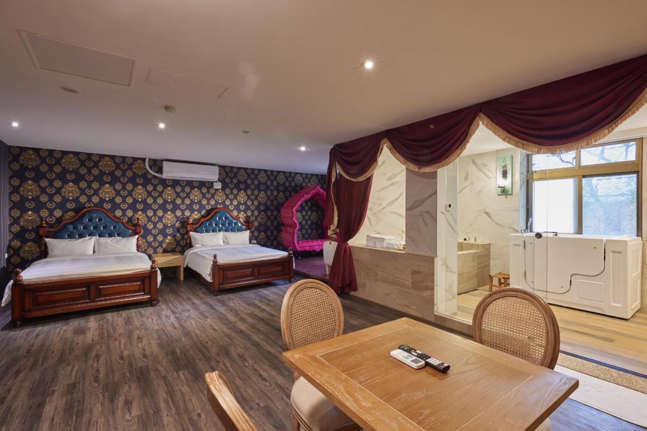 Kyokusui Hotspring Hotel Taipei Bagian luar foto