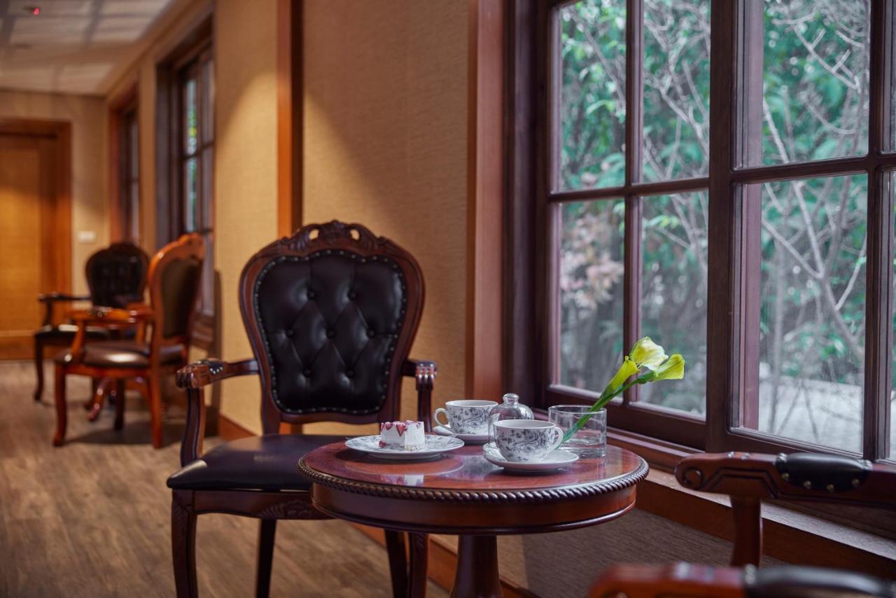 Kyokusui Hotspring Hotel Taipei Bagian luar foto