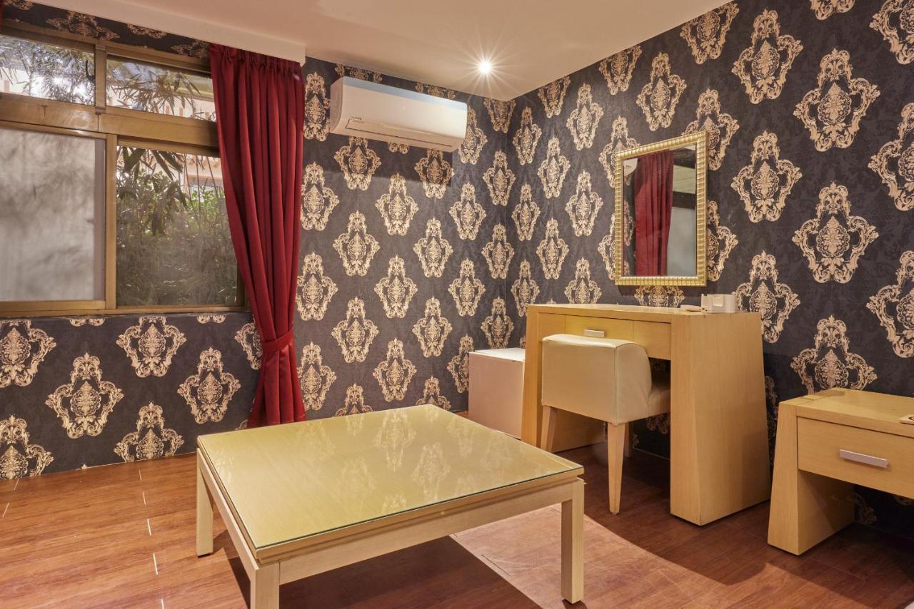 Kyokusui Hotspring Hotel Taipei Bagian luar foto
